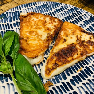 Saganaqi (djathë i skuqur grek) Saganaqi (djathë i skuqur grek)