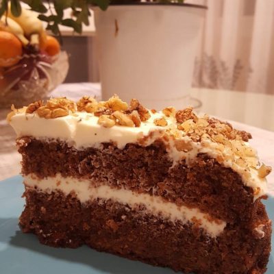 Tortë me karrota (Carrot Cake)