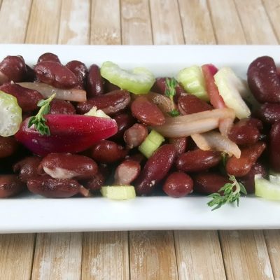 Sallatë me fasule të kuqe Sallatë me fasule të kuqe