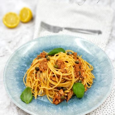 Makarona me peshk ton