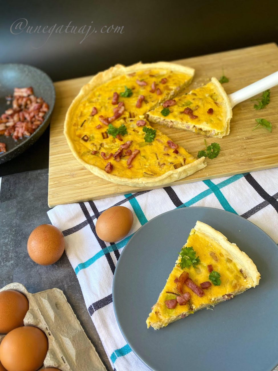 Quiche Lorraine – Tartë me pana, pançetë dhe presh