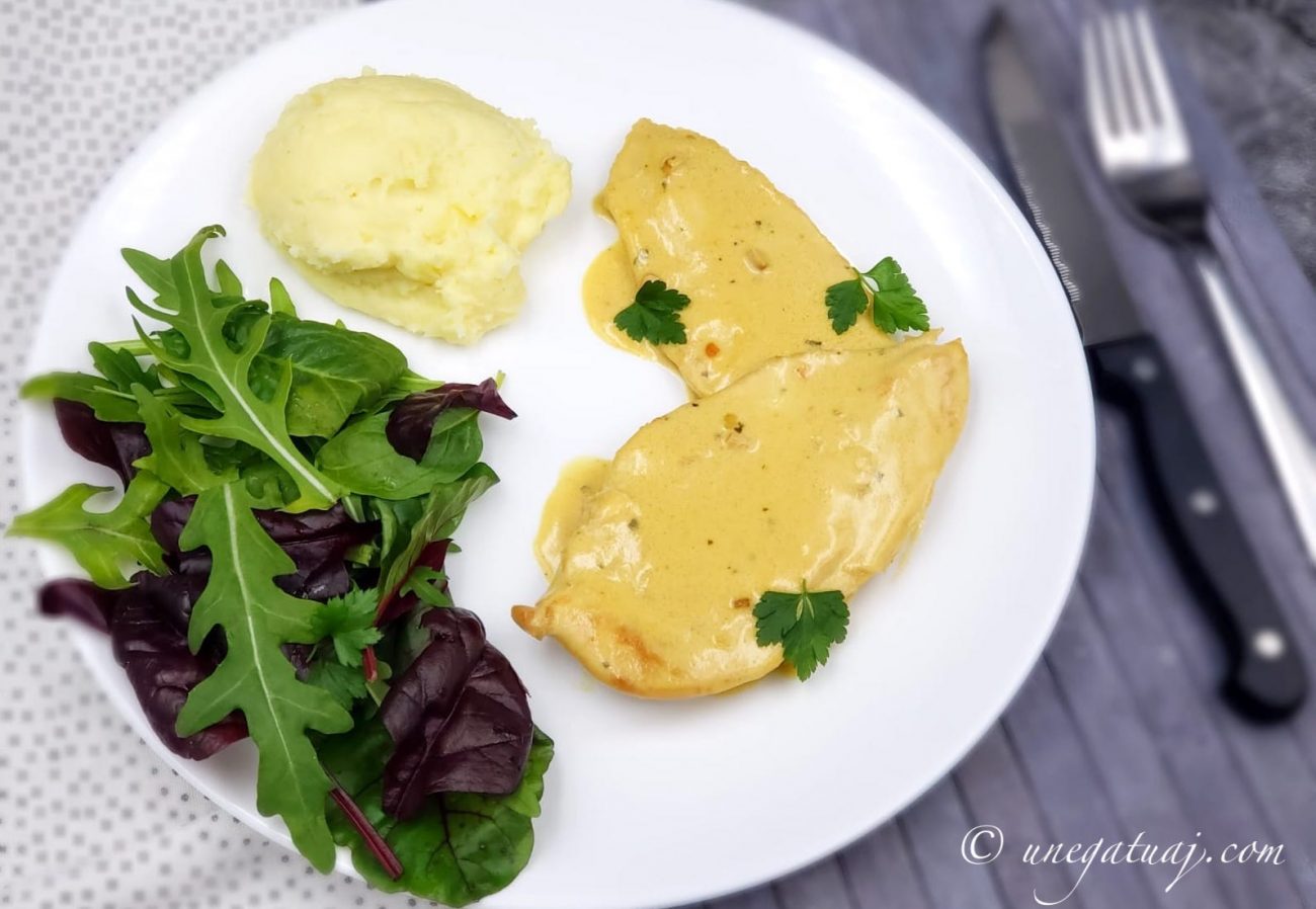 Fileto pule me salcë mustarde