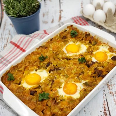 Burani në tavë me presh dhe oriz Burani në tavë me presh dhe oriz