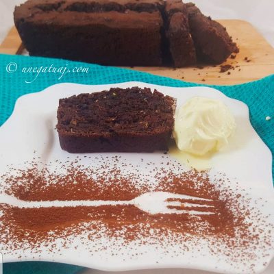 Kek me avokado dhe çokollatë të zezë