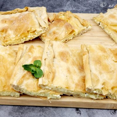 Byrek me gjizë dhe vezë