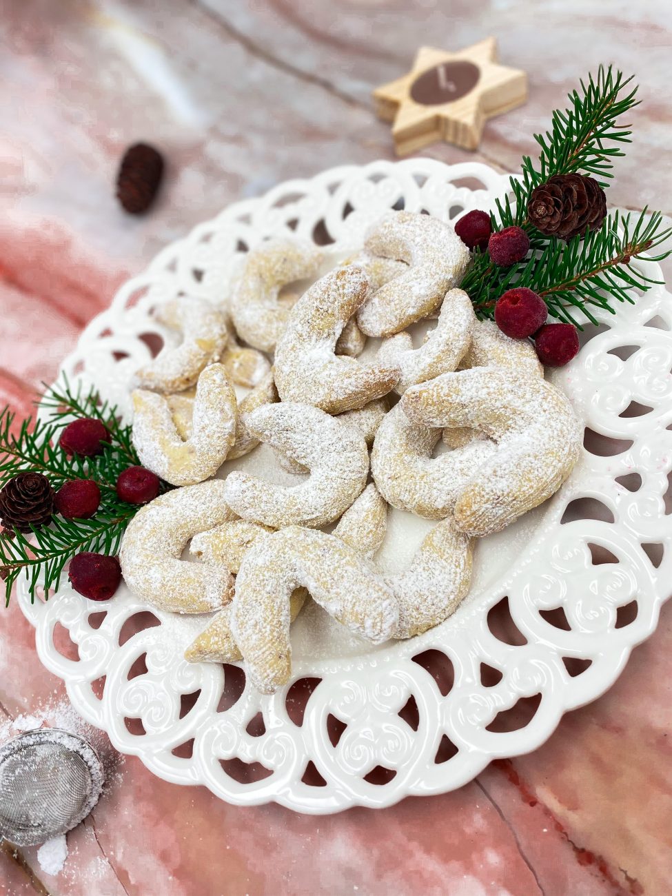 Biskota gjysmëhëne me vanilje