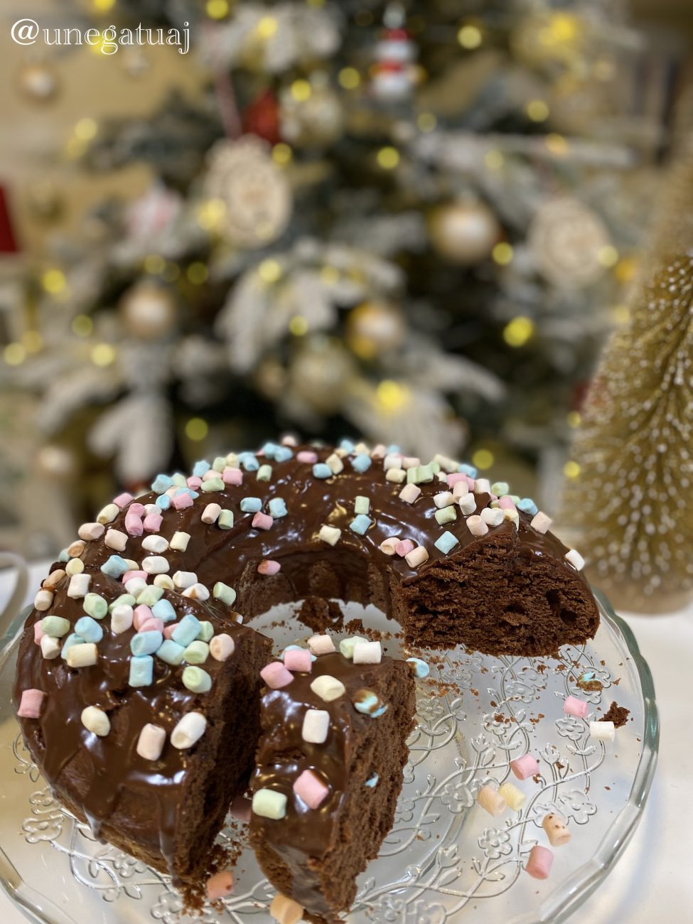 Kek me çokollatë dhe erëza